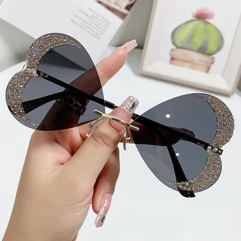 Новые женские Персонализированные солнцезащитные очки в форме сердца, Милые Сексуальные солнцезащитные очки в стиле ретро 